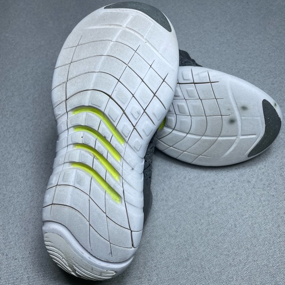 Nike Free RN 2021 Kids Shoes | Gray and Neon Yellow | Size 1Y - Picture 4 of 8